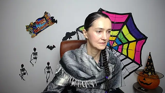 TayaFinch online show from November 2025 01:24:01 PM