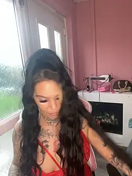 DIRTY PAISLEY X online show from November 2025 01:44:01 PM