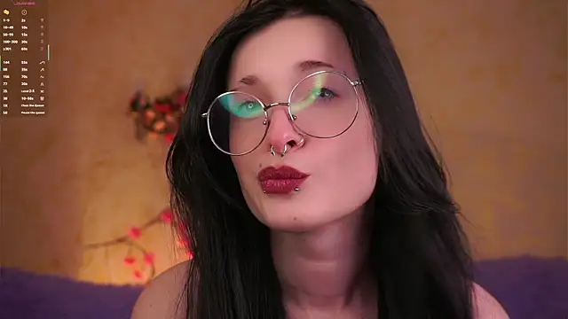 DarcyAspacio online show from April 2026 11:00:01 AM