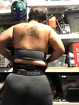 Snapshot of juiicy001 chatting on October 2025 02:04:01 PM juiicy001 online show from October 2025 02:04:01 PM