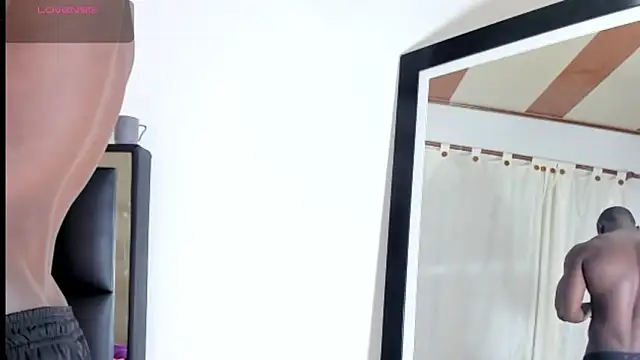 Snapshot of ArexBlakk chatting on October 2025 06:39:01 PM ArexBlakk online show from October 2025 06:39:01 PM