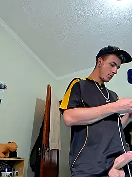 Snapshot of Bottz777 chatting on October 2025 03:46:02 PM Bottz777 online show from October 2025 03:46:02 PM