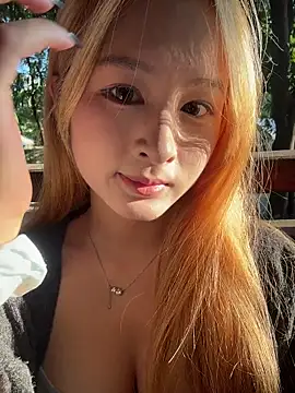 Snapshot of yuki_june chatting on October 2025 09:13:01 AM yuki june online show from October 2025 09:13:01 AM