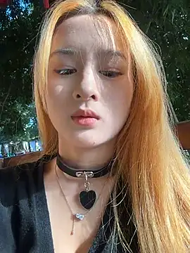 Snapshot of yuki_june chatting on November 2025 07:51:02 AM yuki june online show from November 2025 07:51:02 AM