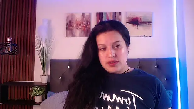 Andrea secret  online show from November 2025 02:39:02 PM