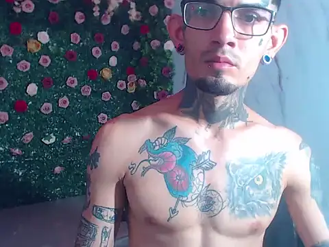 boy tatto777 online show from April 2026 02:43:02 PM