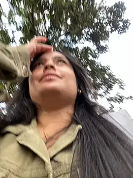 Karla 1-2 online show from November 2025 09:37:02 PM