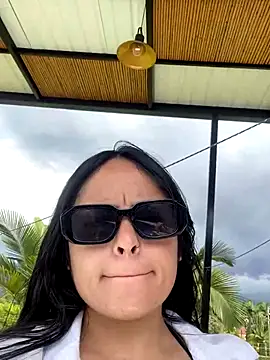 Karla 1-2 online show from November 2025 04:55:01 PM