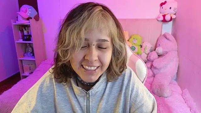 NekoWaifu online show from March 2026 01:48:02 PM