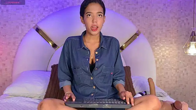 Snapshot of paulina_cano chatting on October 2025 07:14:01 PM paulina cano online show from October 2025 07:14:01 PM
