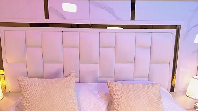 paulina cano online show from February 2026 07:15:02 PM