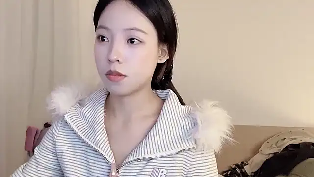 Snapshot of Meng_777 chatting on November 2025 10:52:02 AM Meng 777 online show from November 2025 10:52:02 AM