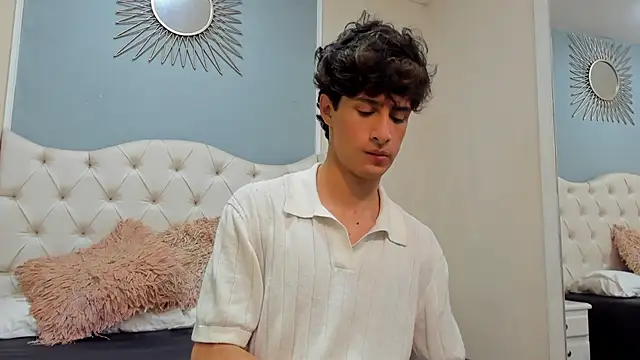 Snapshot of Xam_Collen chatting on November 2025 03:34:01 PM Xam Collen online show from November 2025 03:34:01 PM