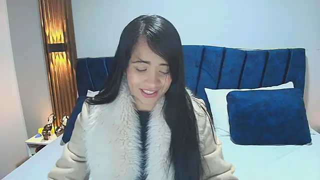 Snapshot of MiaHotmez chatting on September 2025 12:07:01 PM MiaHotmez online show from September 2025 12:07:01 PM