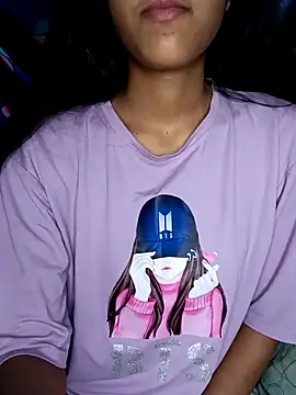 Snapshot of reetika6375 chatting on October 2025 07:44:02 PM reetika6375 online show from October 2025 07:44:02 PM