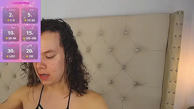 Snapshot of bycandy_ chatting on November 2025 01:09:02 PM bycandy online show from November 2025 01:09:02 PM