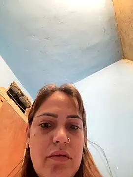 priscila luv online show from November 2025 10:40:01 PM