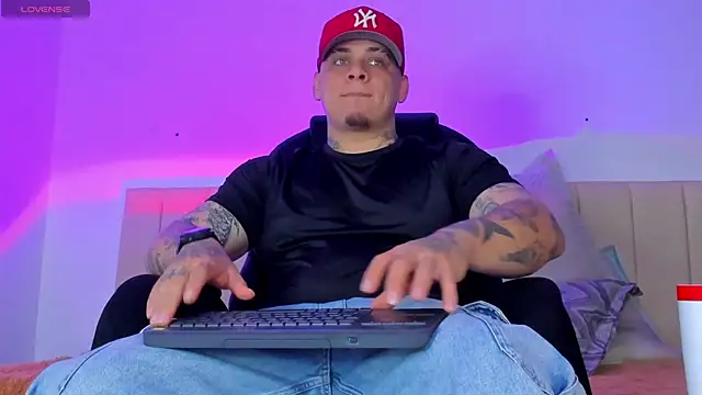 denis munera online show from September 2025 12:07:01 PM