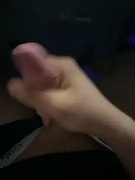 Snapshot of jstntz chatting on November 2025 12:02:01 AM jstntz online show from November 2025 12:02:01 AM