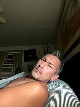 countryboi2002 online show from October 2025 02:31:02 AM