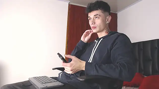 Snapshot of jaico_santos chatting on October 2025 10:50:01 PM jaico santos online show from October 2025 10:50:01 PM