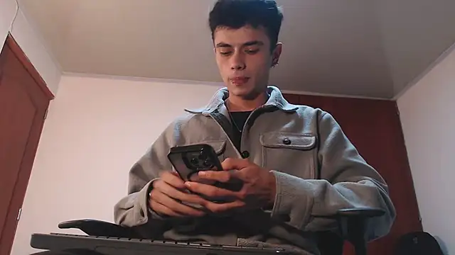 Snapshot of jaico_santos chatting on November 2025 10:45:02 PM jaico santos online show from November 2025 10:45:02 PM