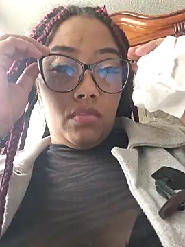 Snapshot of Ebony-Goddess19 chatting on October 2025 07:42:02 PM Ebony-Goddess19 online show from October 2025 07:42:02 PM