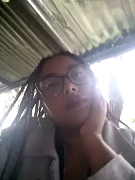 Snapshot of Ebony-Goddess19 chatting on October 2025 10:23:02 PM Ebony-Goddess19 online show from October 2025 10:23:02 PM