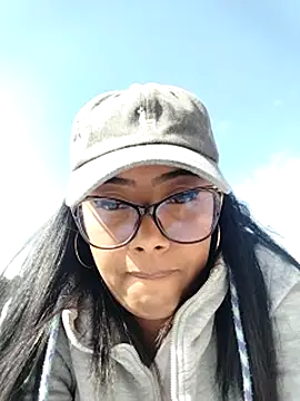 Snapshot of Ebony-Goddess19 chatting on January 2026 02:08:01 PM Ebony-Goddess19 online show from January 2026 02:08:01 PM