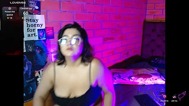 Roxy f w online show from January 2026 10:12:02 PM