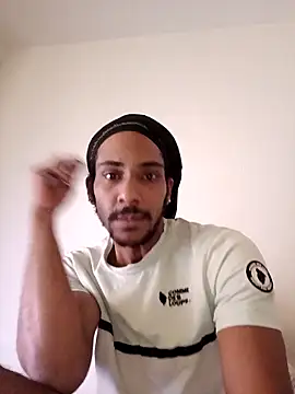 Snapshot of Mikaaa97 chatting on November 2025 12:32:02 AM Mikaaa97 online show from November 2025 12:32:02 AM