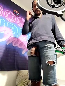 Mikaaa97 online show from March 2026 10:13:01 PM