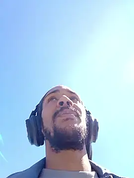 Mikaaa97 online show from April 2026 11:43:01 AM