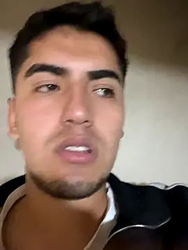 Snapshot of tomy_hot20 chatting on November 2025 09:15:02 PM tomy hot20 online show from November 2025 09:15:02 PM