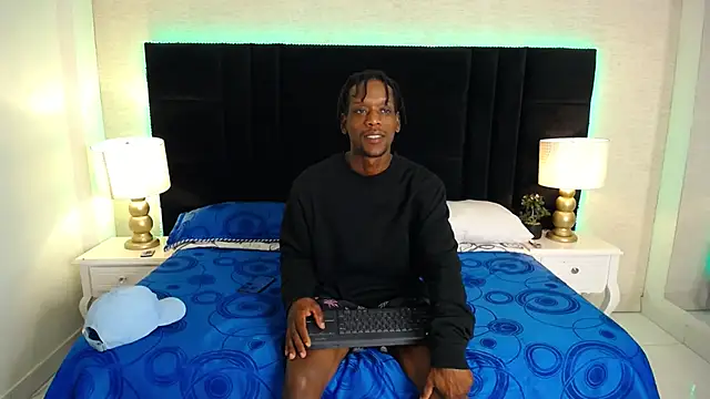 SkylerBigxxx online show from May 2026 04:08:02 AM