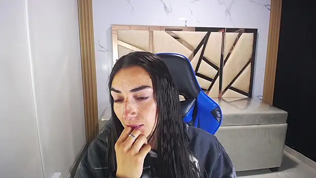 Maily a  online show from January 2026 02:58:02 AM