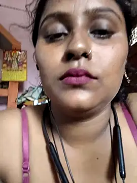 Jasmine Januja online show from May 2026 05:47:01 AM