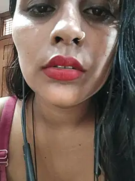 Jasmine Januja online show from July 2026 01:16:01 AM