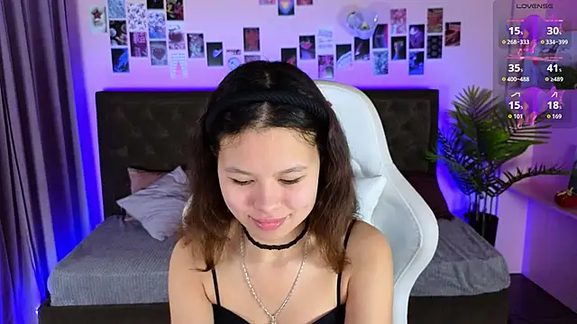 moco choco online show from November 2025 07:00:02 AM