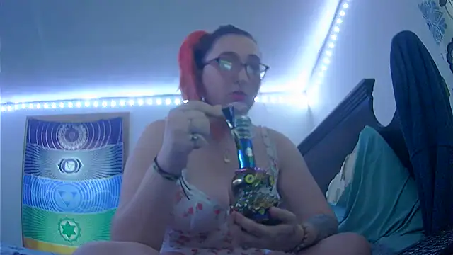 Violet-Dreamz333 online show from December 2025 09:33:02 PM