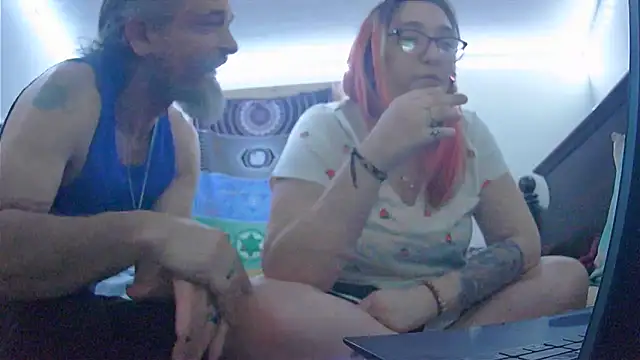 Violet-Dreamz333 online show from December 2025 11:35:02 PM