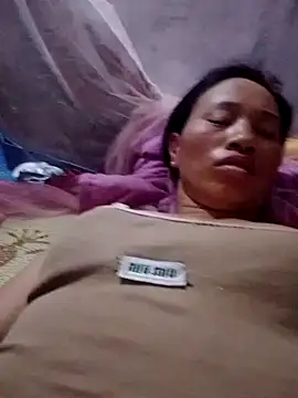 donna-bae online show from April 2026 10:30:02 PM