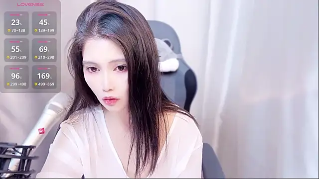 eos-chan online show from October 2025 01:52:01 PM