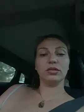 Cristalmegan online show from October 2025 05:57:02 PM