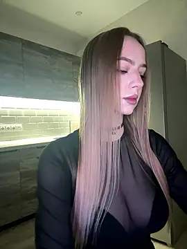 Snapshot of MissOyee chatting on January 2026 07:19:02 PM MissOyee online show from January 2026 07:19:02 PM