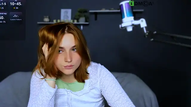 Snapshot of casey_meow_ chatting on November 2025 09:41:01 AM casey meow online show from November 2025 09:41:01 AM