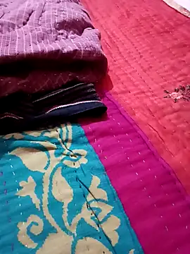 Hott locky online show from September 2025 04:01:02 PM