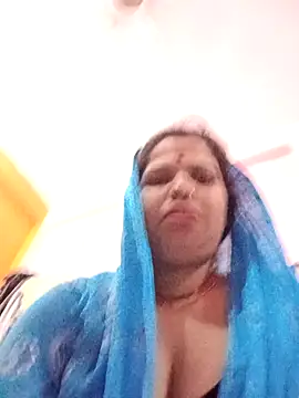 Hott locky online show from October 2025 05:20:02 PM