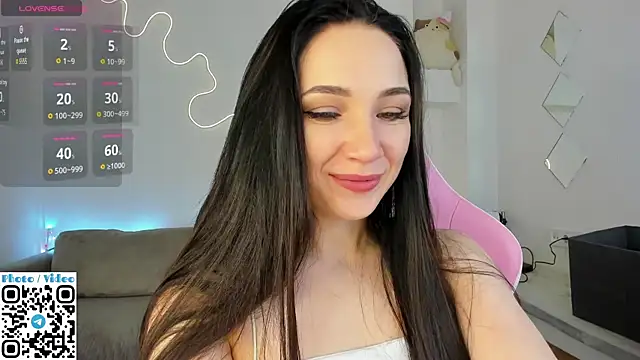 Snapshot of Helen_Spark chatting on October 2025 01:55:02 AM Helen Spark online show from October 2025 01:55:02 AM