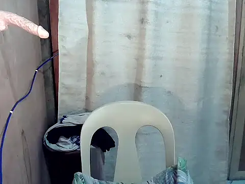 Snapshot of Nikah_loves_u chatting on December 2025 04:02:01 PM Nikah loves u online show from December 2025 04:02:01 PM